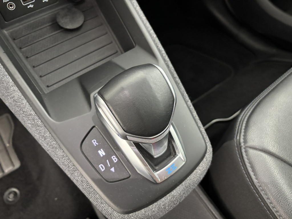 RENAULT Zoe Intens R135 Achat Integral - ref: 6-2971x237162 - Photo 20