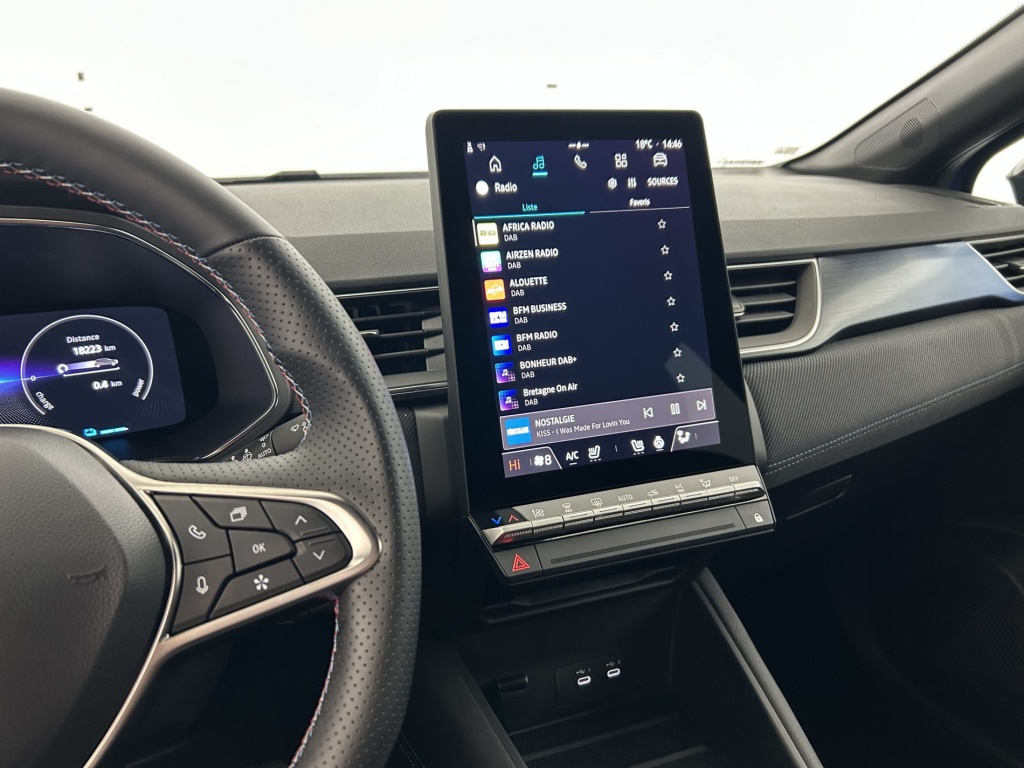 RENAULT Captur esprit Alpine E-Tech full hybrid 145 ch - ref: 6-2971x237205 - Photo 17