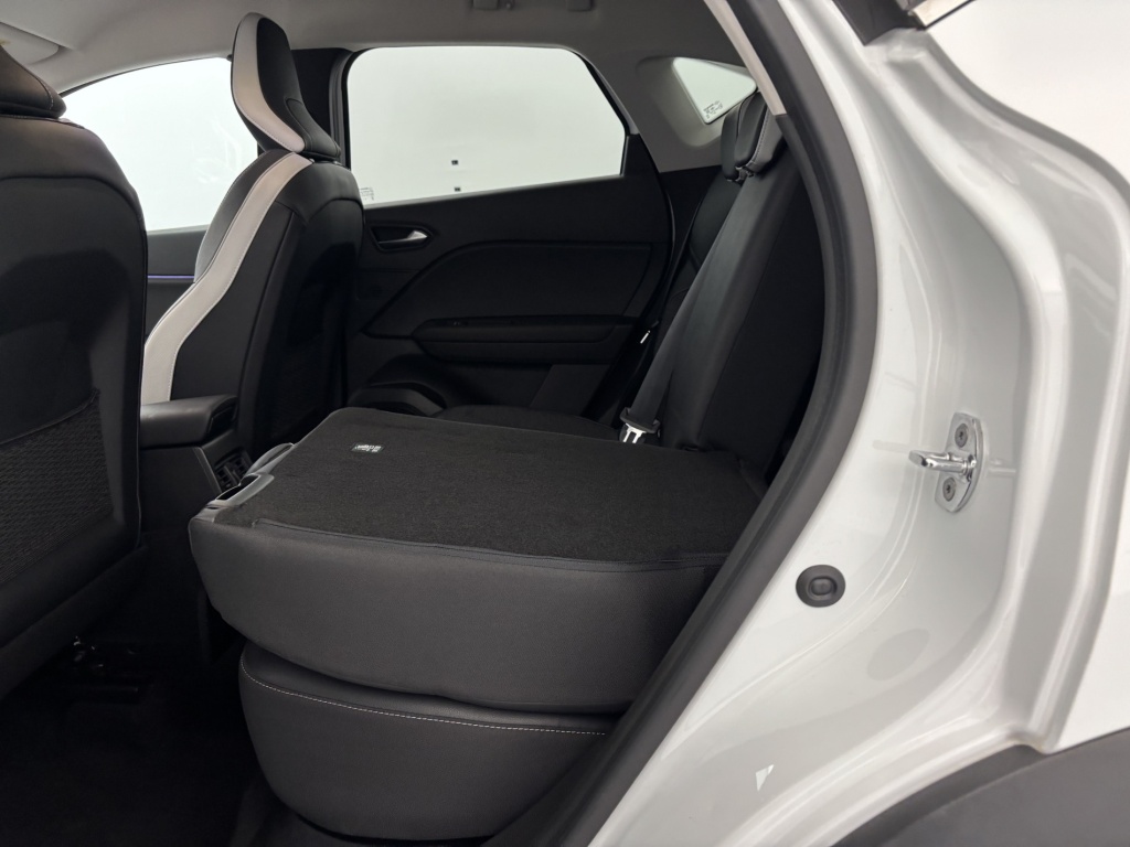 RENAULT Captur Intens E-Tech Plug-in 160 - ref: 6-2971x237354 - Photo 11