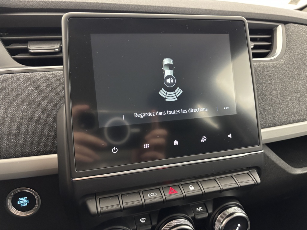 RENAULT Zoe Evolution R110 Achat Integral 22B - ref: 6-2971x237820 - Photo 19