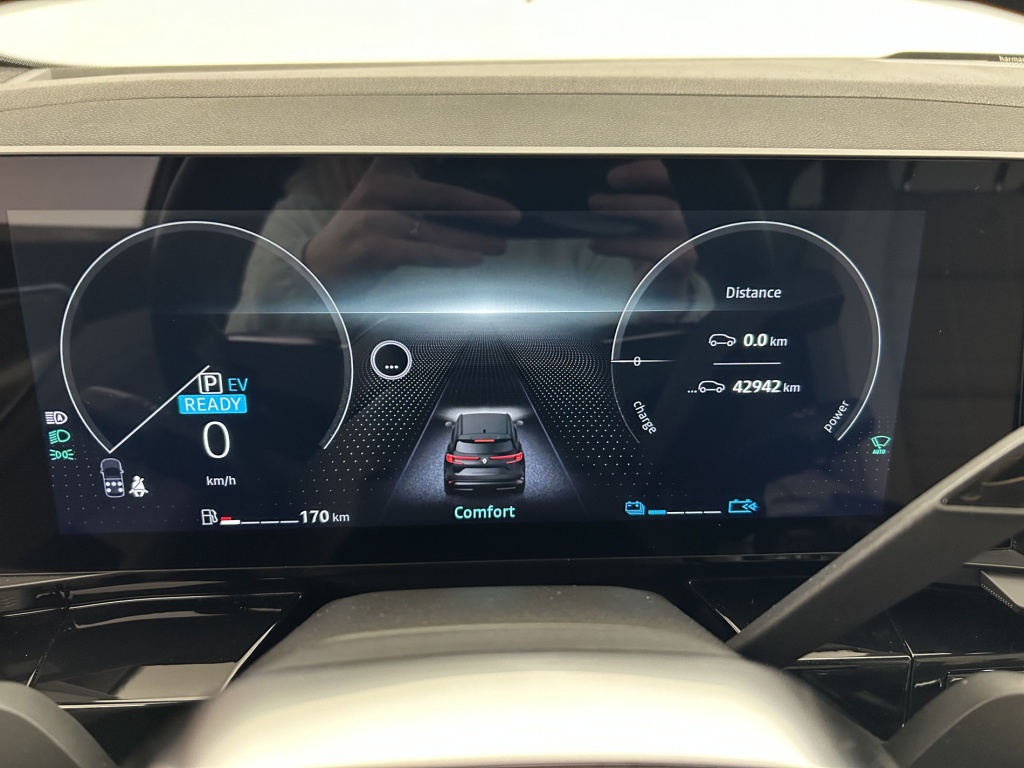 RENAULT Espace Iconic E-Tech hybrid 200 - ref: 6-2971x238309 - Photo 17