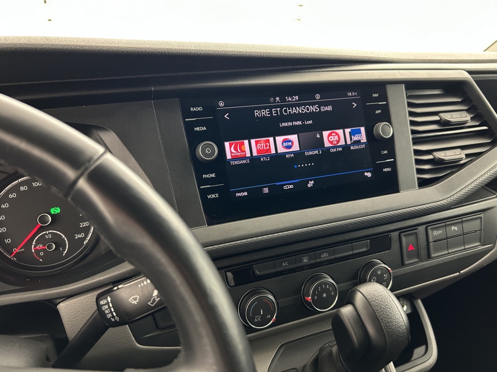 VOLKSWAGEN Transporter EDITION L1H1 2.0 TDI 150 DSG7 - ref: 6-2971x238507 - Photo 17