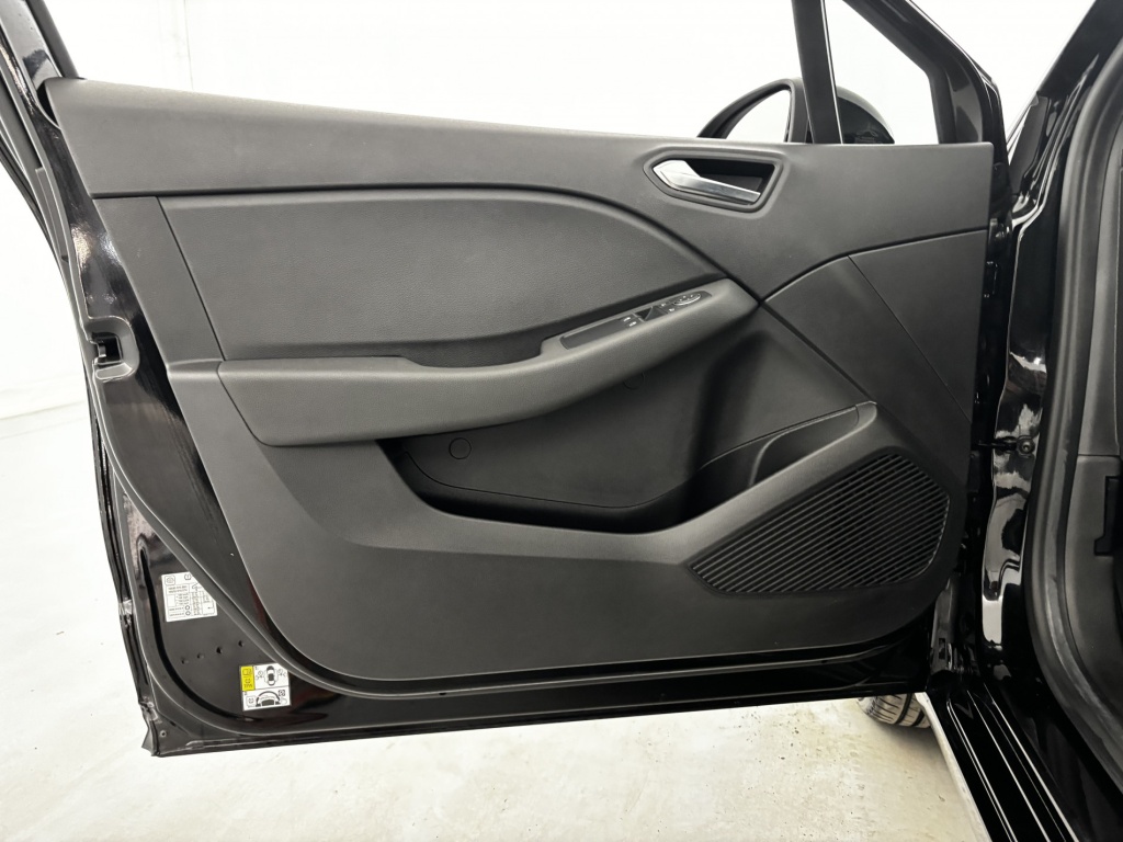 RENAULT Clio Equilibre TCe 90 - ref: 6-2971x238511 - Photo 12