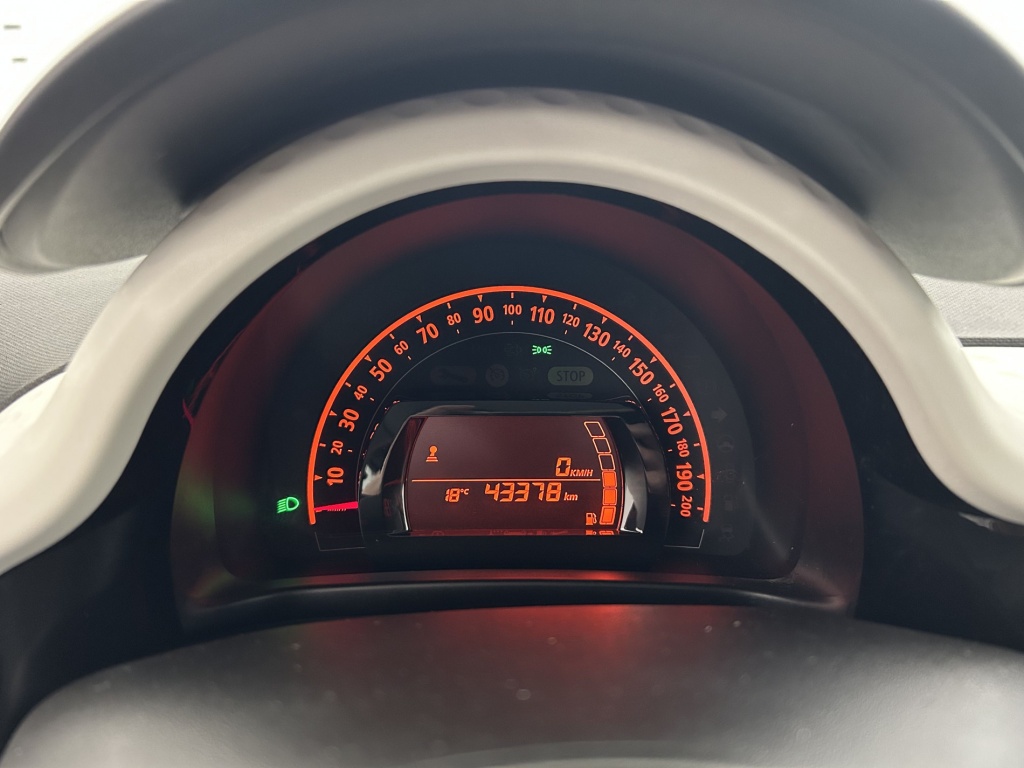 RENAULT Twingo Equilibre SCe 65 - ref: 6-2971x238630 - Photo 17