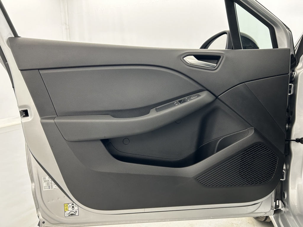 RENAULT Clio Equilibre TCe 90 - ref: 6-2971x238662 - Photo 12