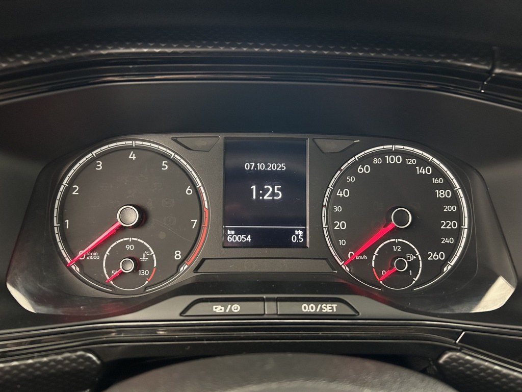 VOLKSWAGEN T-Cross Lounge 1.0 TSI 115 Start/Stop BVM6 - ref: 6-2971x238853 - Photo 17