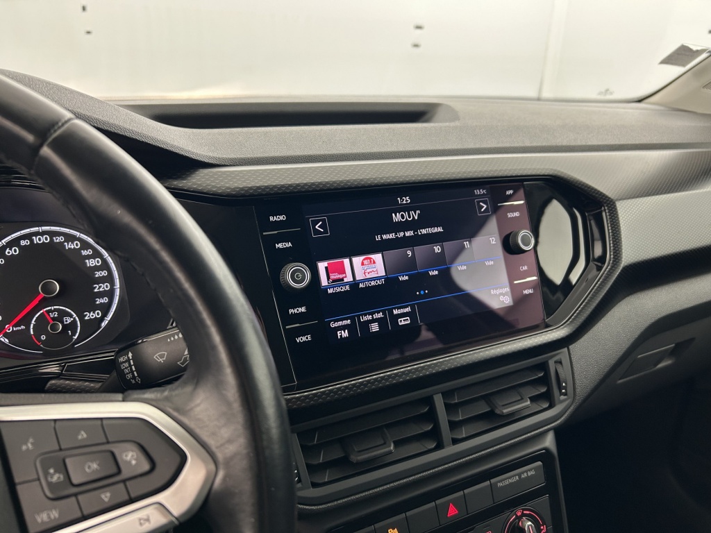 VOLKSWAGEN T-Cross Lounge 1.0 TSI 115 Start/Stop BVM6 - ref: 6-2971x238853 - Photo 18