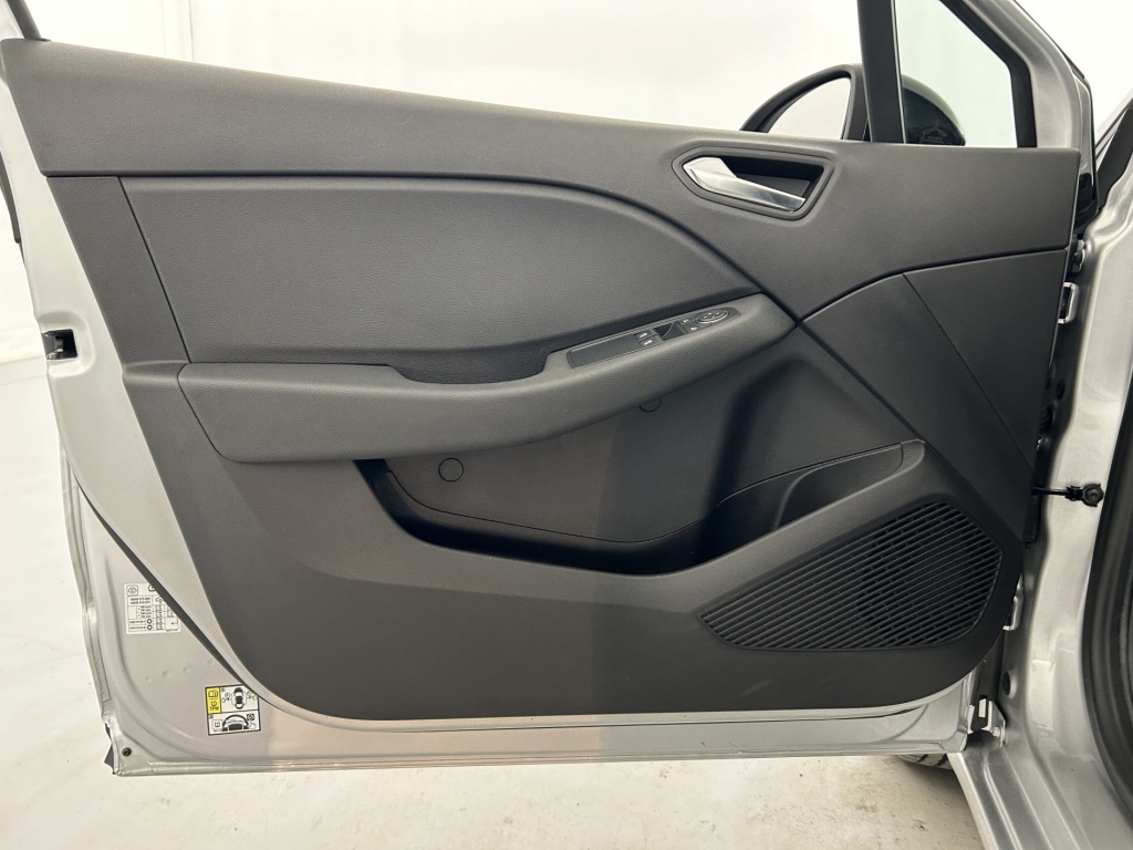 RENAULT Clio Equilibre TCe 90 - ref: 6-2971x239553 - Photo 12