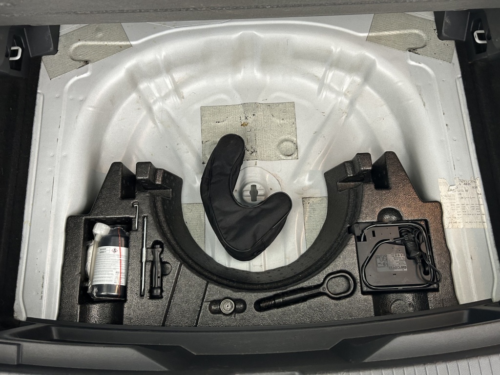 VOLKSWAGEN T-Roc Carat 1.5 TSI 150 EVO Start/Stop BVM6 - ref: 6-2971x239614 - Photo 10