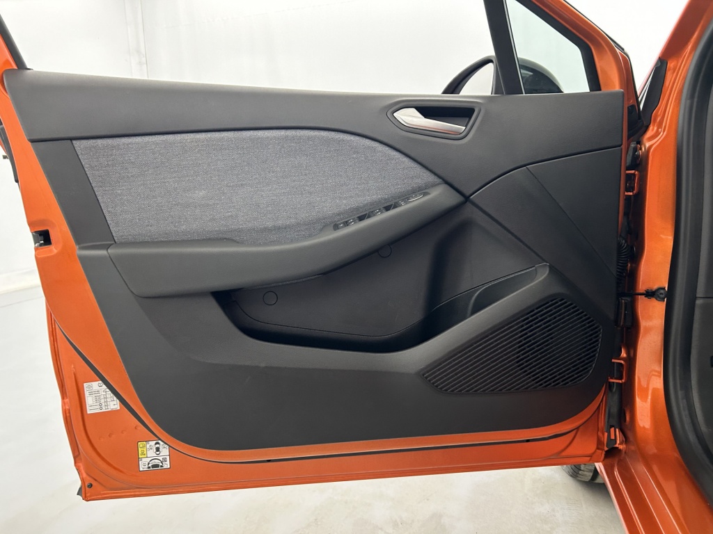 RENAULT Clio Techno TCe 90 - ref: 6-2971x239923 - Photo 12