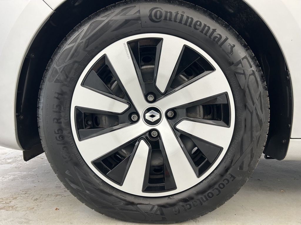 RENAULT Clio Equilibre TCe 90 - ref: 6-2971x240595 - Photo 20