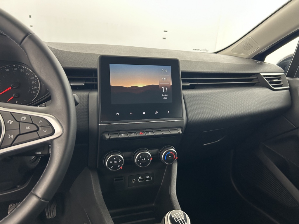 RENAULT Clio Equilibre TCe 90 - ref: 6-2971x241460 - Photo 18