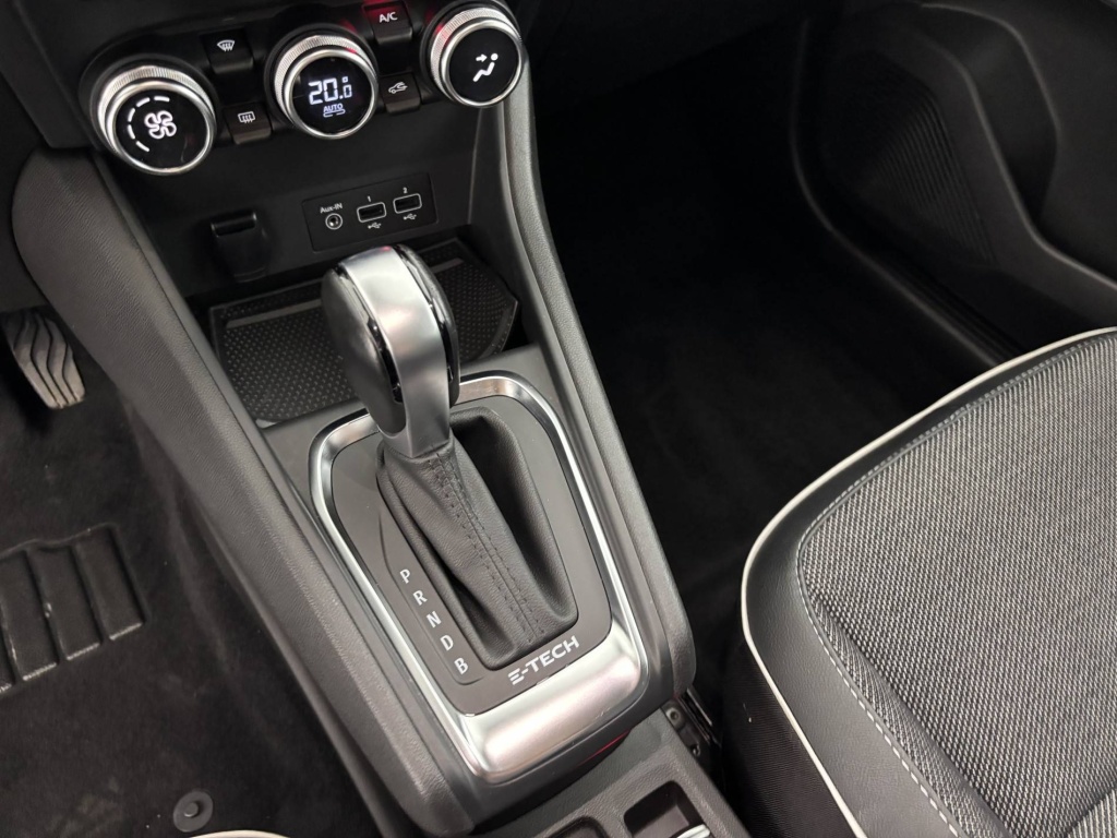 RENAULT Captur Intens E-Tech 145 21 - ref: 6-2971x241464 - Photo 19