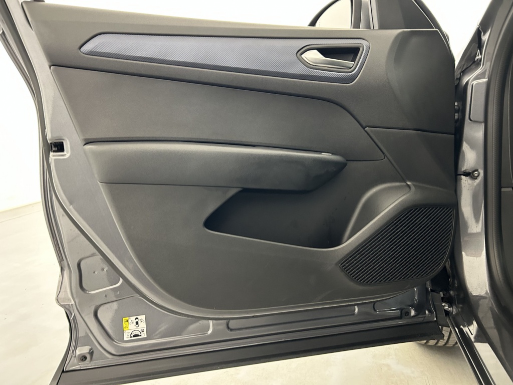 RENAULT Arkana Evolution mild hybrid 140 EDC FAP 22 - ref: 6-2971x241477 - Photo 12