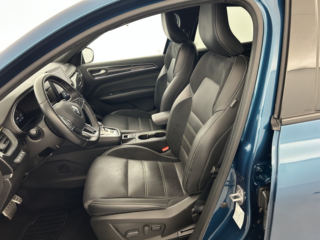 RENAULT Arkana Engineered E-Tech hybride 145 22 - ref: 6-2971x241580 - Photo 13