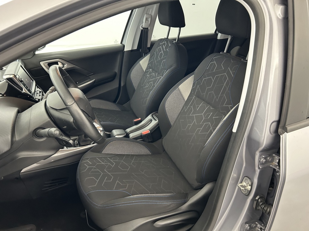 PEUGEOT 2008 Style BlueHDi 100ch BVM6 - ref: 6-2971x241607 - Photo 13