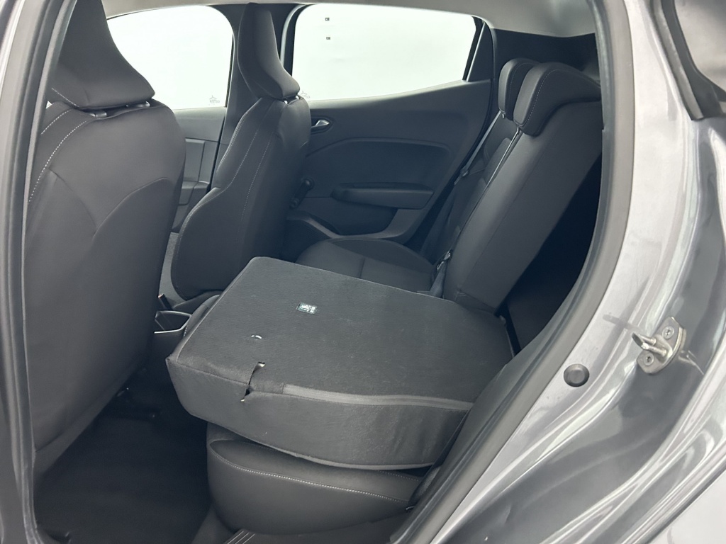 RENAULT Clio Equilibre TCe 90 - ref: 6-2971x241609 - Photo 11