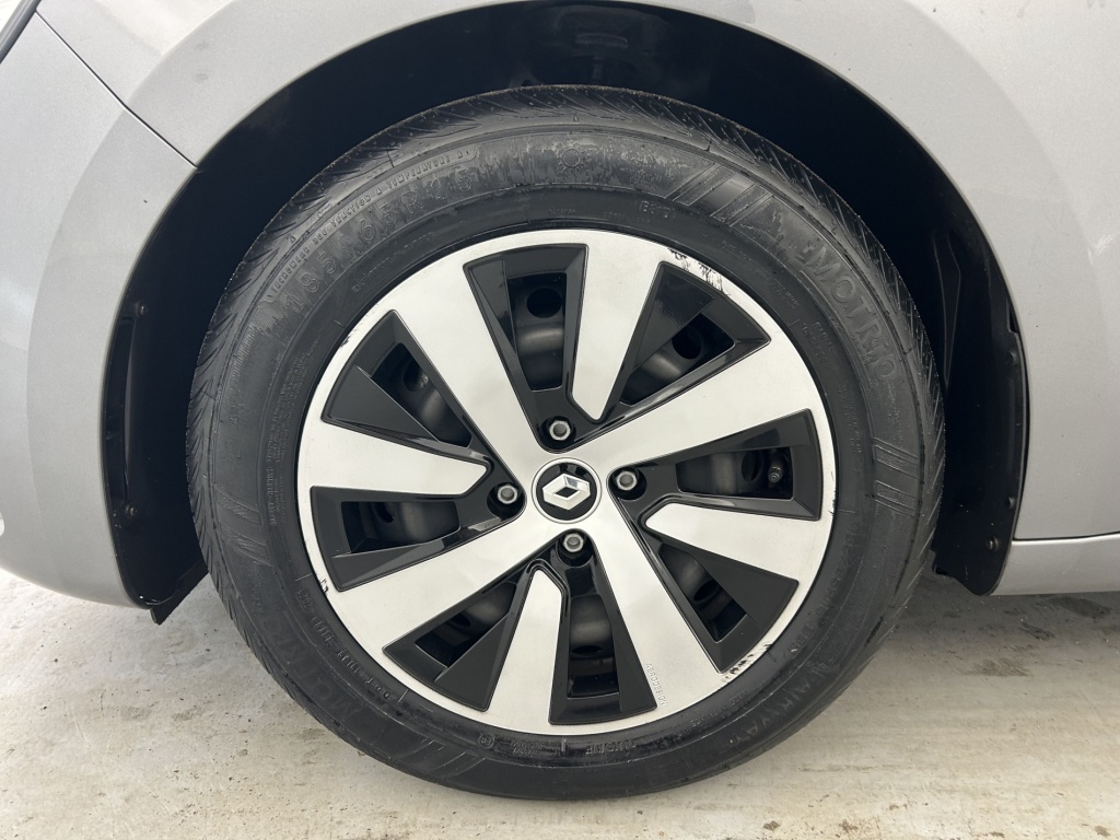 RENAULT Clio Equilibre TCe 90 - ref: 6-2971x241612 - Photo 20