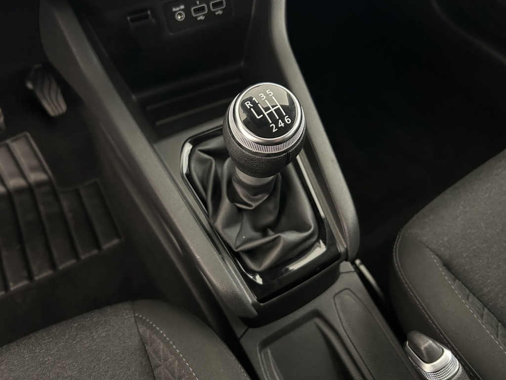 RENAULT Clio Equilibre TCe 90 - ref: 6-2971x241614 - Photo 19