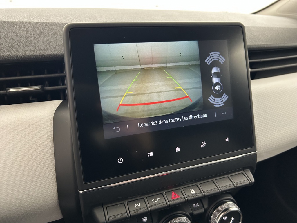 RENAULT Clio Evolution E-Tech full hybrid 145 - ref: 6-2971x242220 - Photo 19