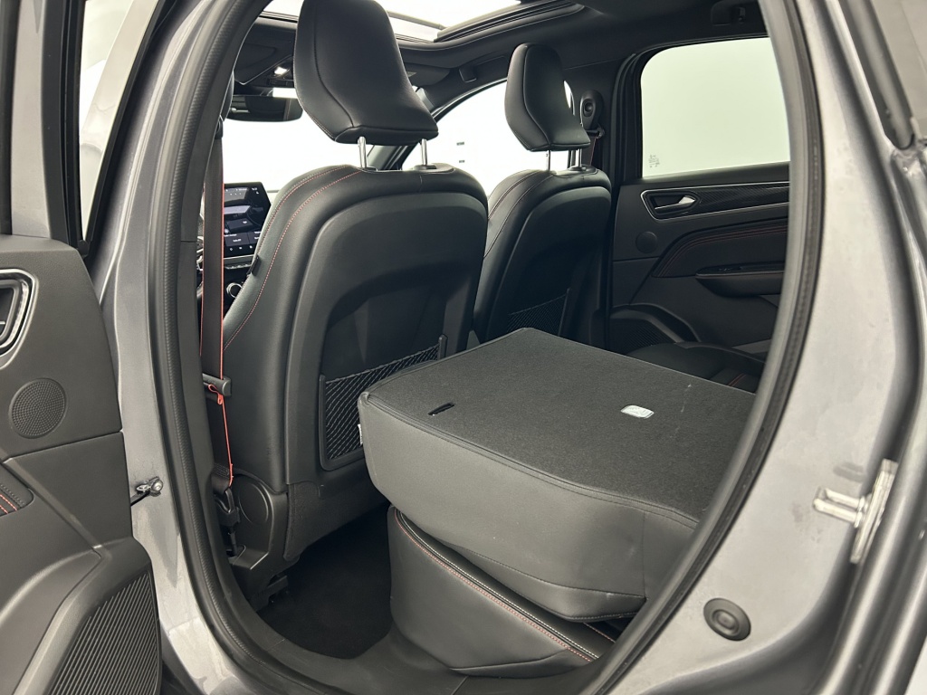 RENAULT Arkana R.S. Line mild hybrid 160 EDC FAP 22 - ref: 6-2971x242320 - Photo 11