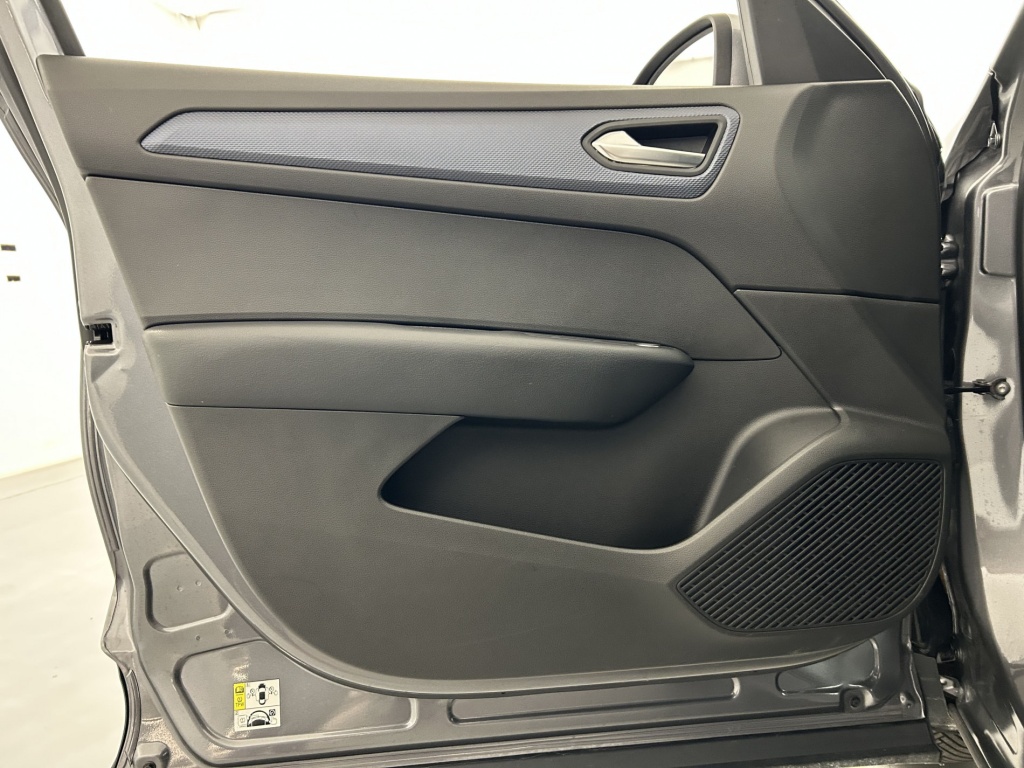 RENAULT Arkana Evolution E-Tech hybride 145 22 - ref: 6-2971x242338 - Photo 12