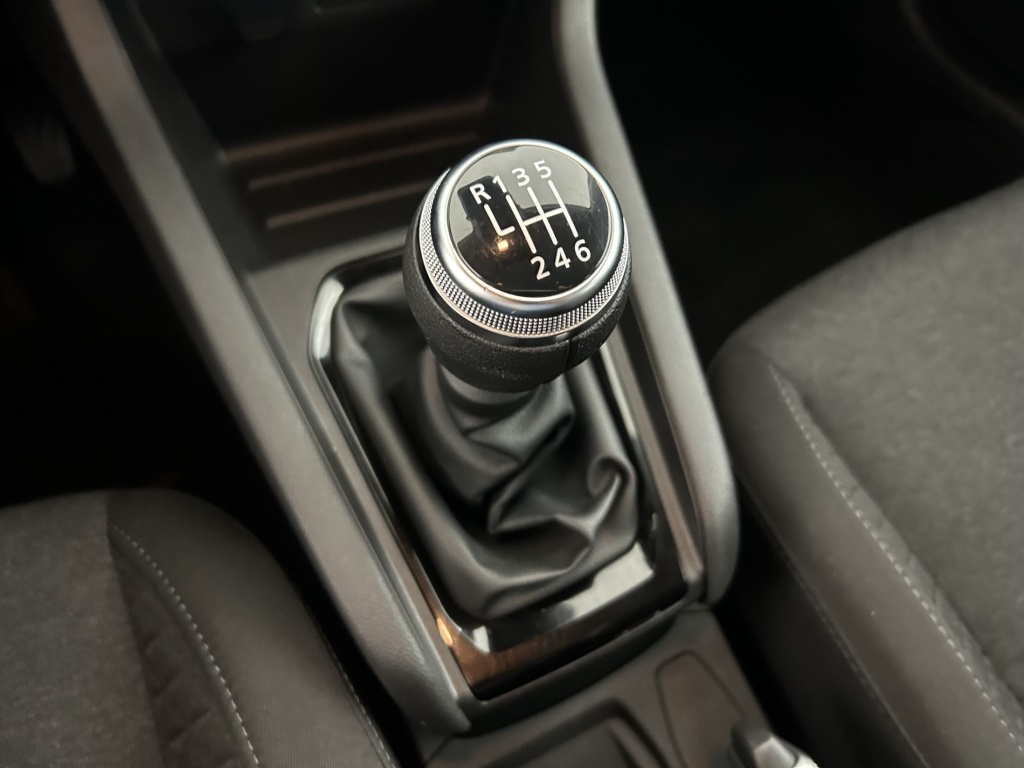 RENAULT Clio Equilibre TCe 90 - ref: 6-2971x242382 - Photo 19