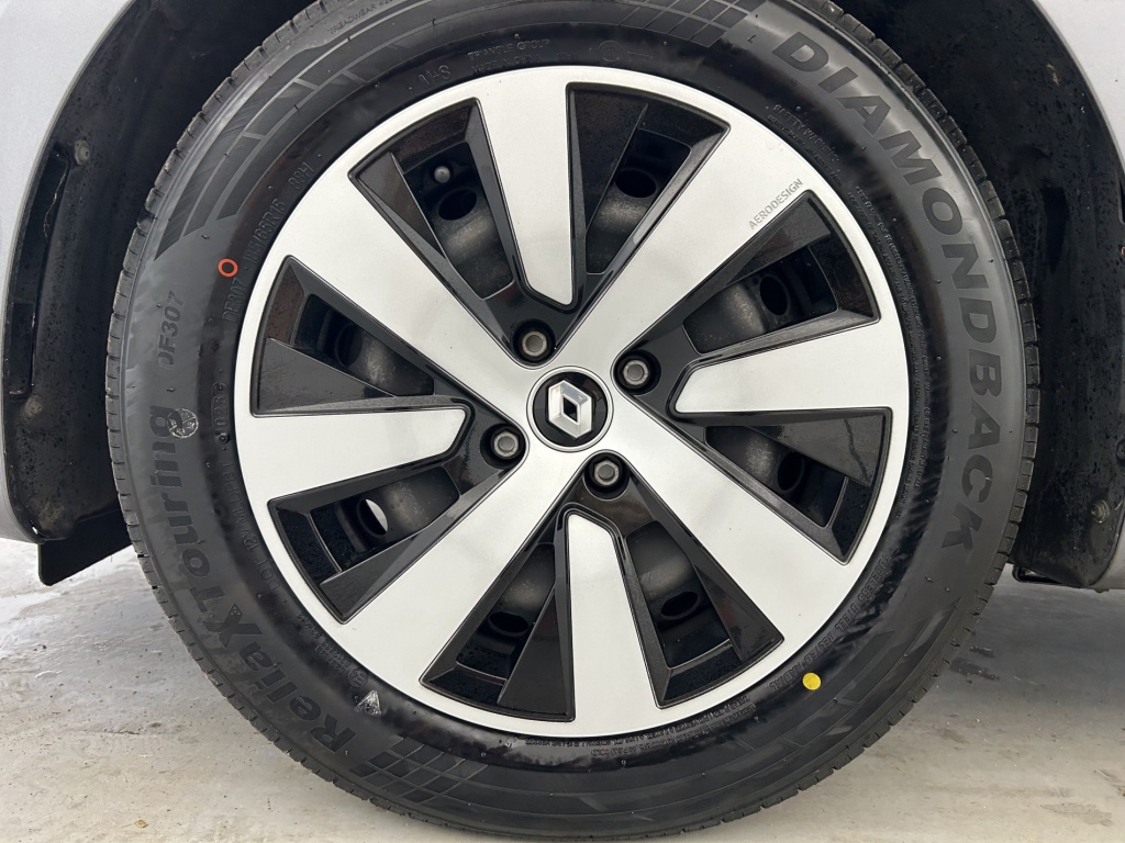 RENAULT Clio Equilibre TCe 90 - ref: 6-2971x242383 - Photo 20