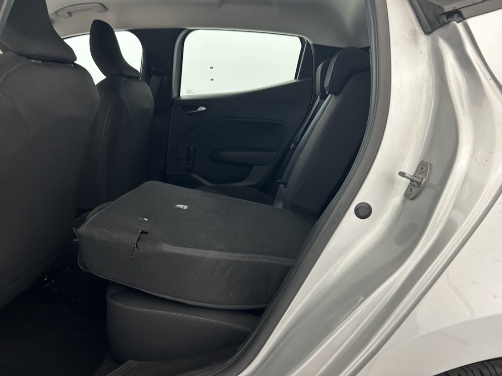 RENAULT Clio Equilibre TCe 90 - ref: 6-2971x242426 - Photo 11