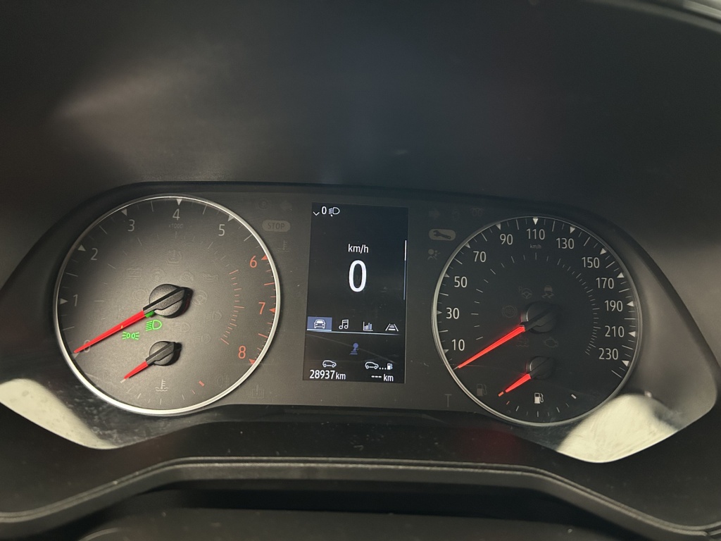 RENAULT Clio Equilibre TCe 90 - ref: 6-2971x242427 - Photo 17