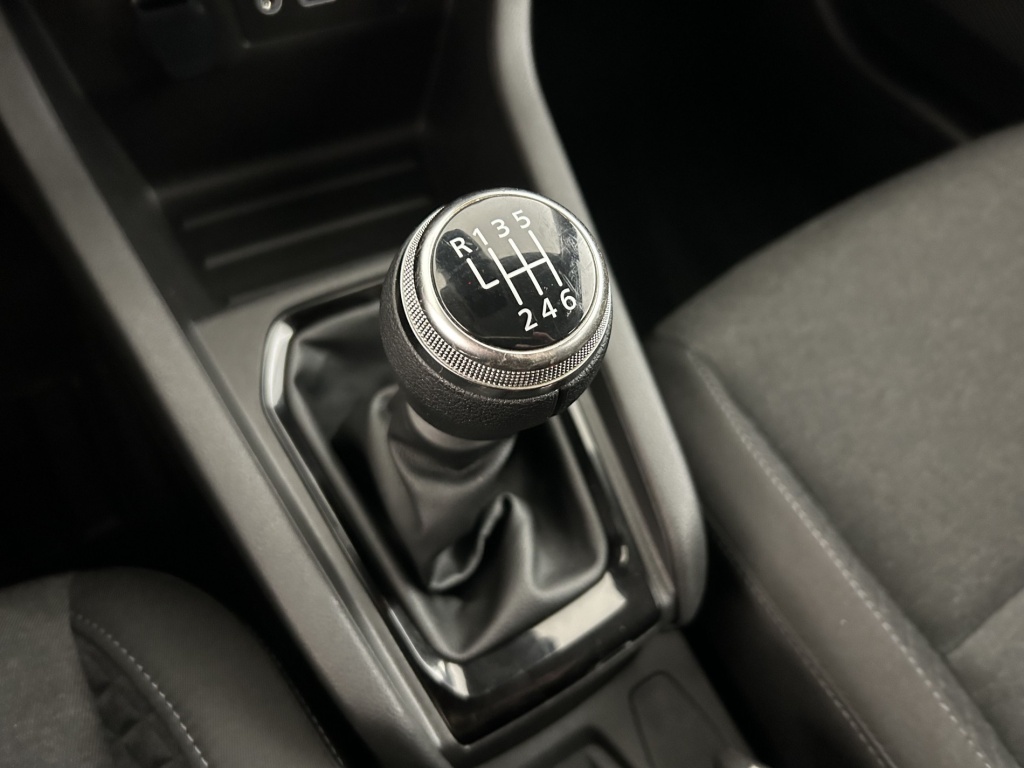 RENAULT Clio Equilibre TCe 90 - ref: 6-2971x242427 - Photo 19