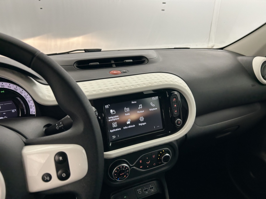 RENAULT Twingo Equilibre III E-Tech - ref: 6-2971x242758 - Photo 18