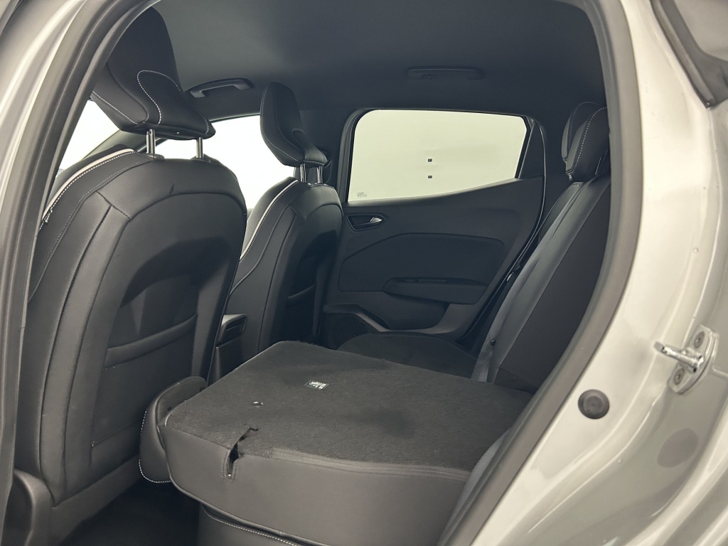 RENAULT Clio Intens Blue dCi 115 - ref: 6-2971x245035 - Photo 11