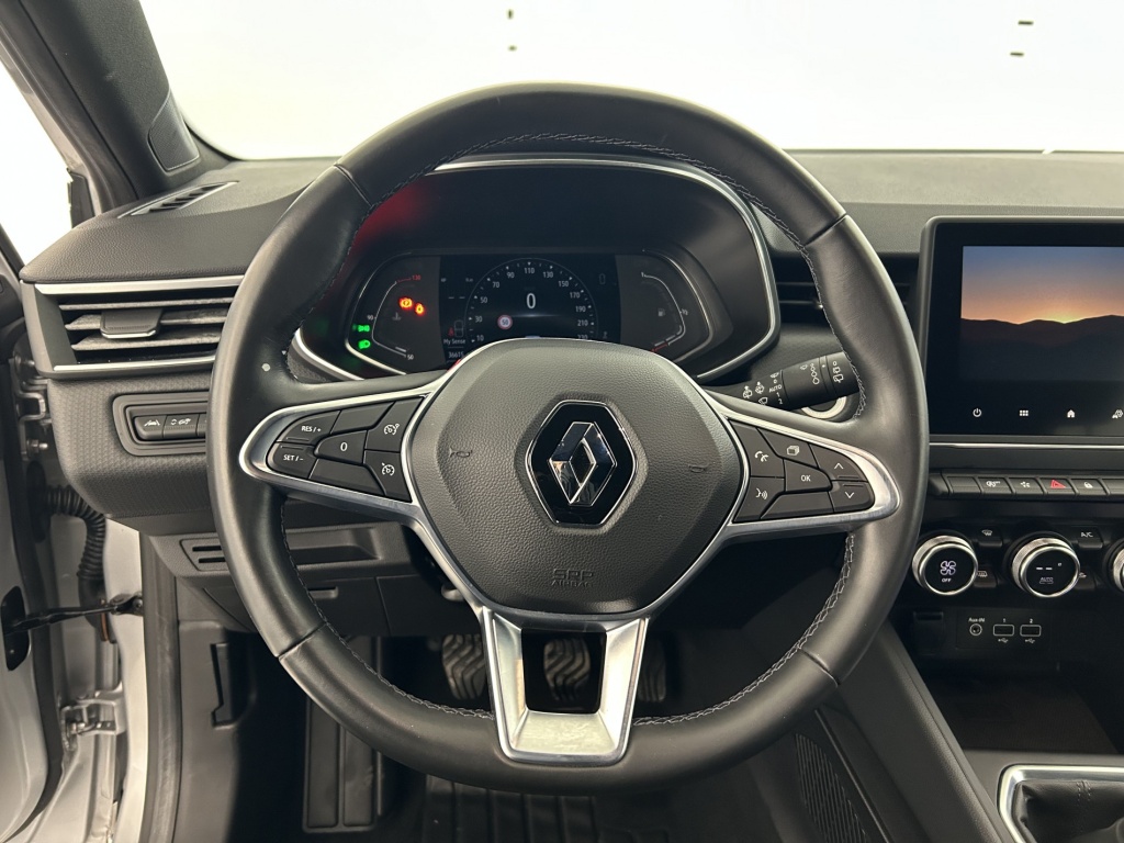 RENAULT Clio Intens Blue dCi 115 - ref: 6-2971x245035 - Photo 15