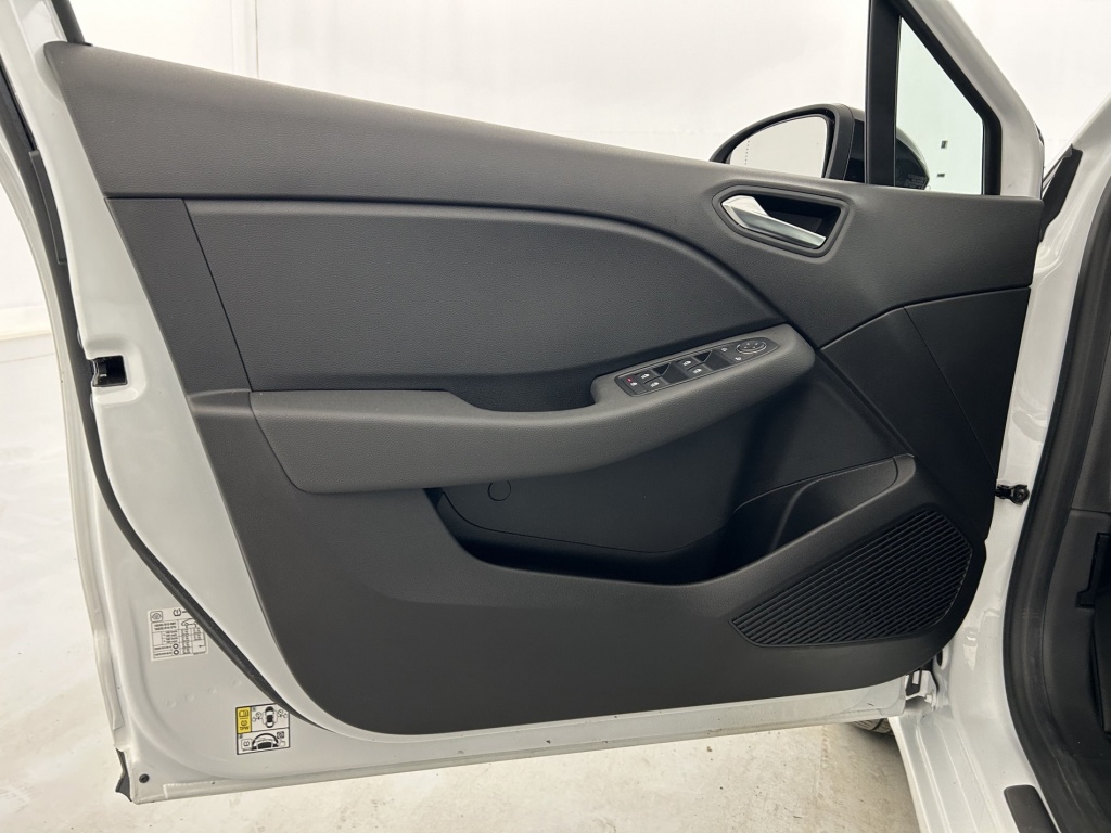 RENAULT Clio Limited TCe 90 21N - ref: 6-2971x245583 - Photo 12