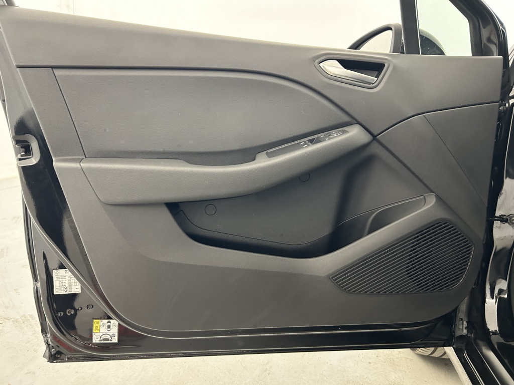 RENAULT Clio Equilibre TCe 90 - ref: 6-2971x245693 - Photo 12