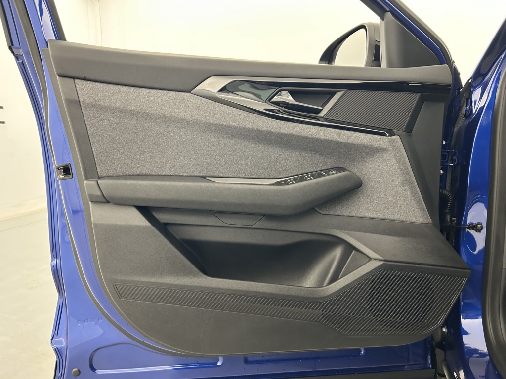 RENAULT Austral Evolution E-Tech hybrid 200 - ref: 6-2971x245706 - Photo 12