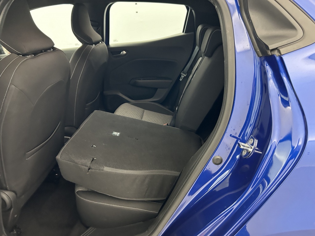 RENAULT Clio Limited E-Tech 140 21N - ref: 6-2971x245718 - Photo 11