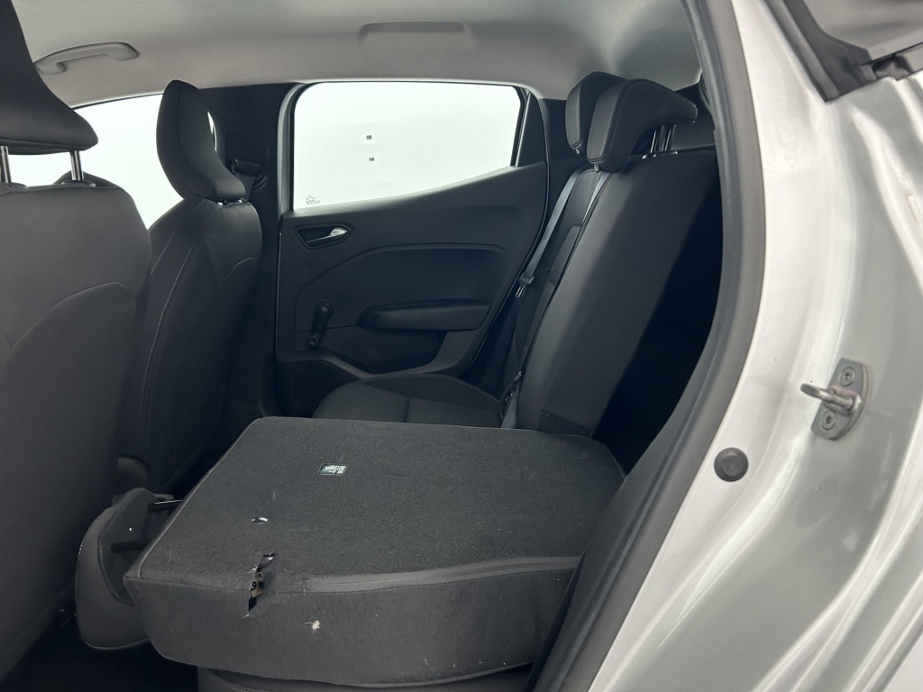 RENAULT Clio Equilibre TCe 90 - ref: 6-2971x245725 - Photo 11