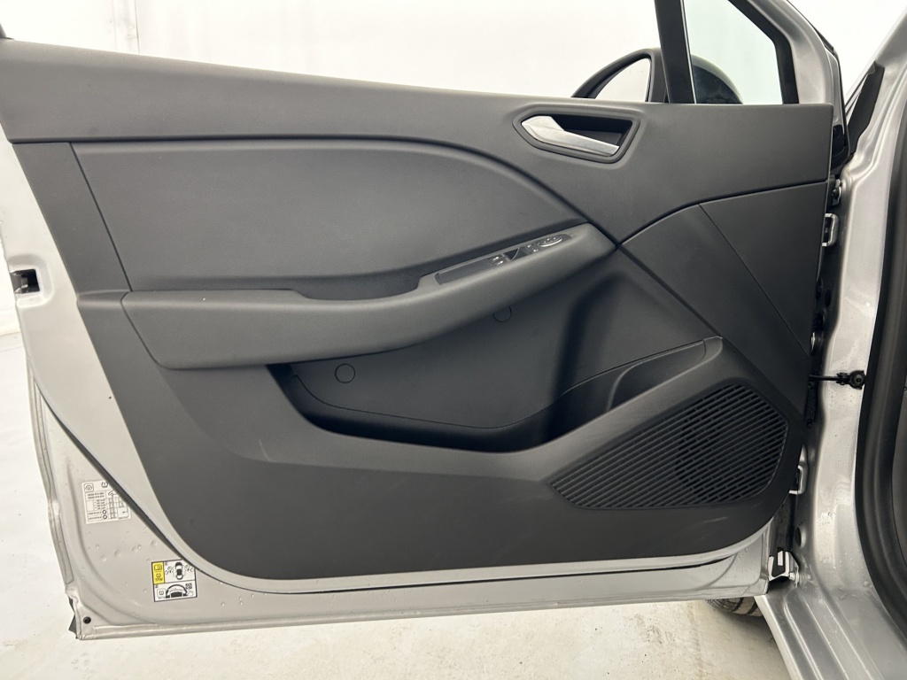 RENAULT Clio Equilibre TCe 90 - ref: 6-2971x245725 - Photo 12