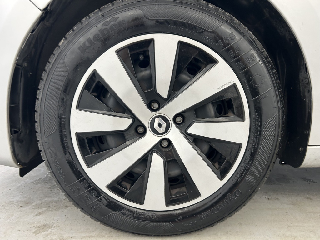 RENAULT Clio Equilibre TCe 90 - ref: 6-2971x245725 - Photo 20