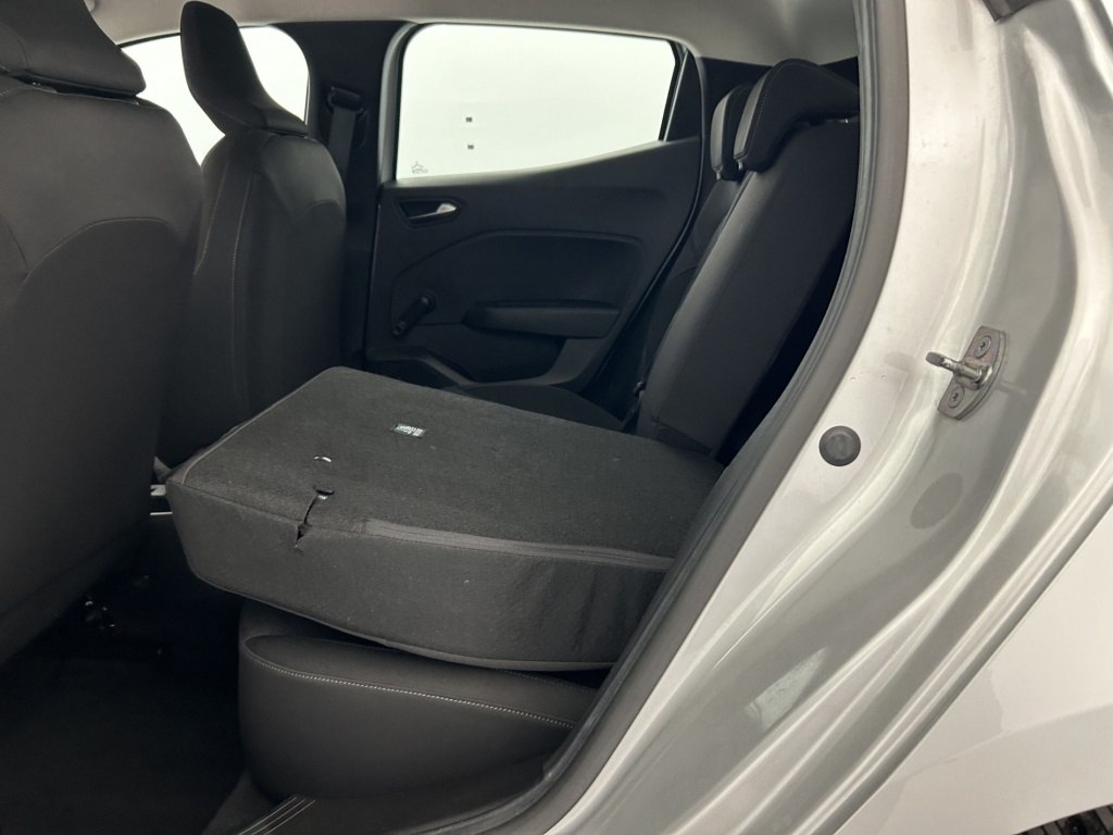 RENAULT Clio Equilibre TCe 90 - ref: 6-2971x245811 - Photo 11