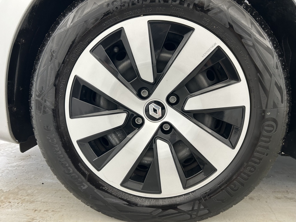 RENAULT Clio Equilibre TCe 90 - ref: 6-2971x245811 - Photo 20