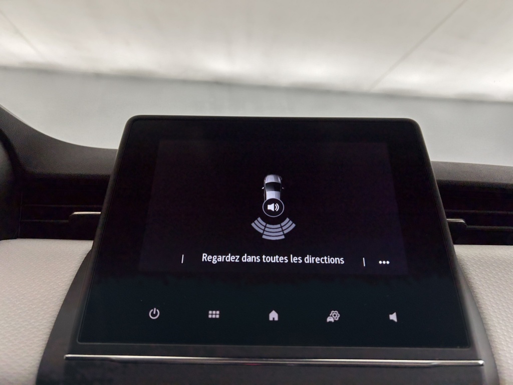 RENAULT Clio Evolution Blue dCi 100 - ref: 6-2971x246140 - Photo 18