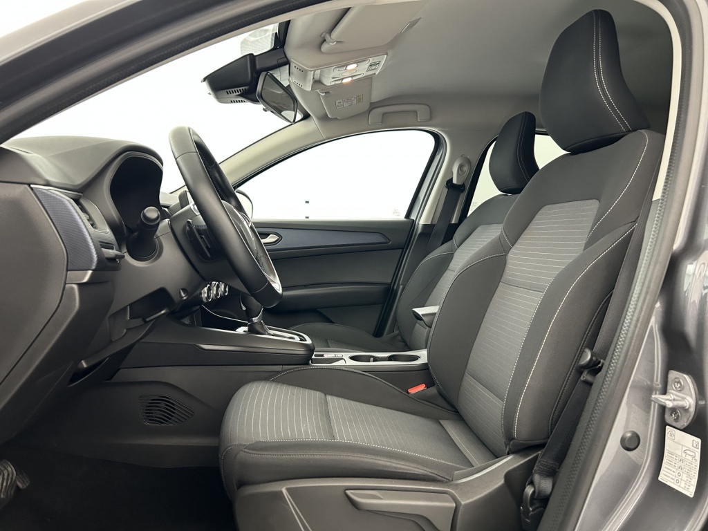 RENAULT Arkana Evolution mild hybrid 140 EDC FAP 22 - ref: 6-2971x246289 - Photo 13