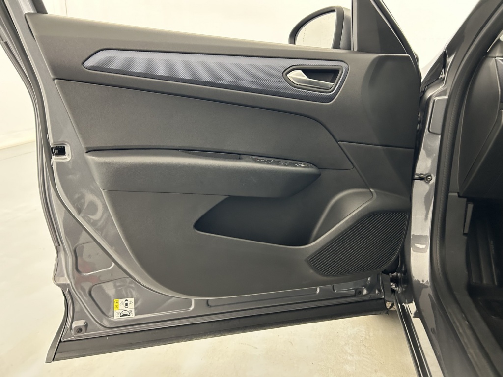 RENAULT Arkana Evolution mild hybrid 140 EDC FAP 22 - ref: 6-2971x246291 - Photo 12