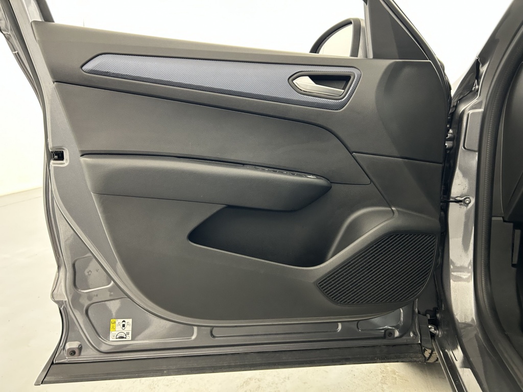 RENAULT Arkana Evolution mild hybrid 140 EDC FAP 22 - ref: 6-2971x246292 - Photo 12