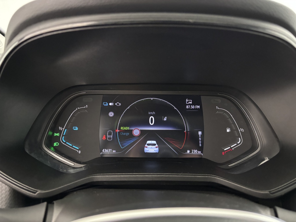 RENAULT Clio Zen E-Tech 140 21N - ref: 6-2971x246518 - Photo 17