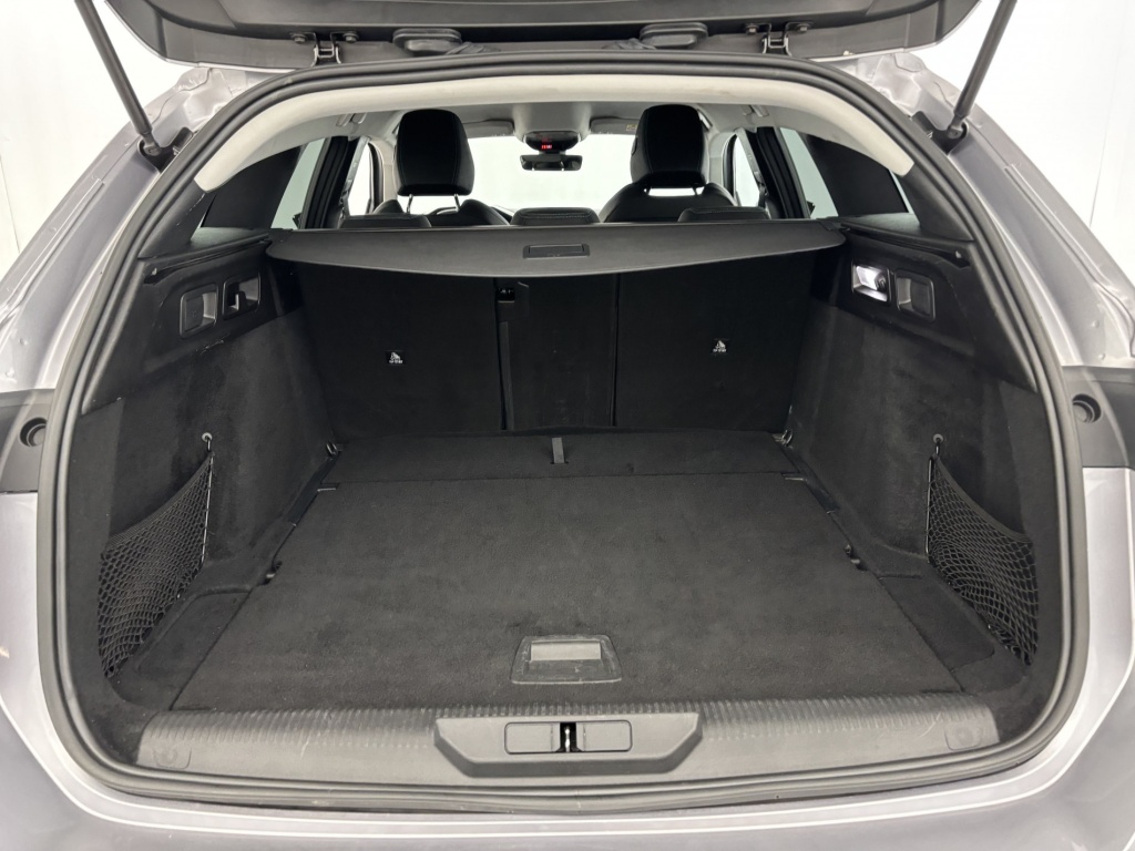 PEUGEOT 308 SW Allure 1.5 BlueHDi130 - ref: 6-2971x249097 - Photo 9