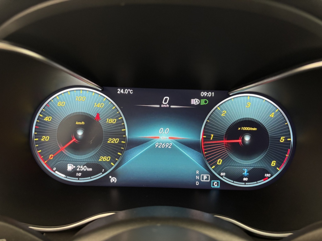 MERCEDES Classe C Coupé AMG Line 220 d - ref: 6-2971x249108 - Photo 17